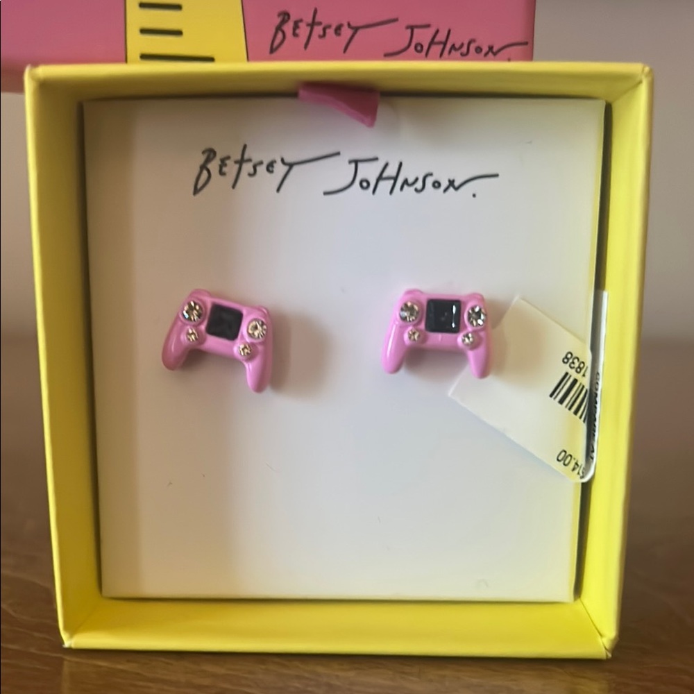 🎮 Betsey Johnson Pink Game Controller Earrings with Rhinestones – NWT & Giftable